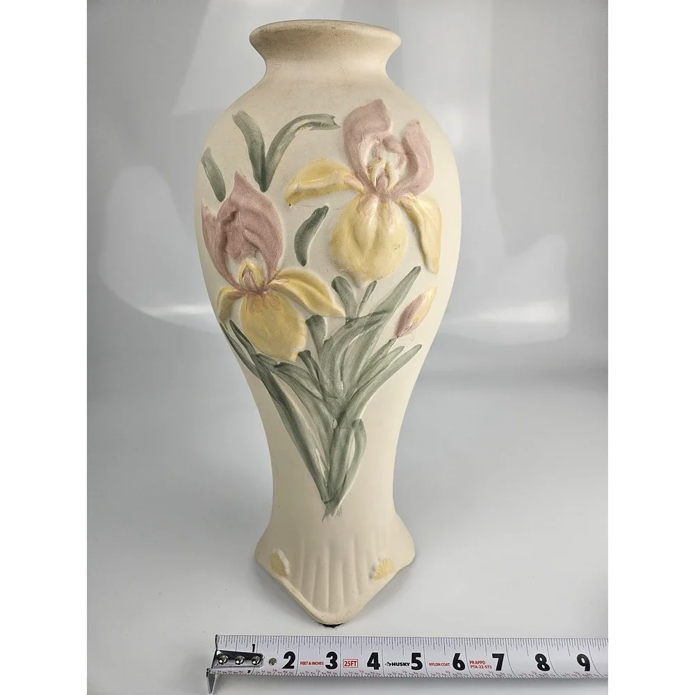 Vtg Harris Potteries Ceramic Vase Embossed Iris Flowers‎ Cream Floral Home Decor